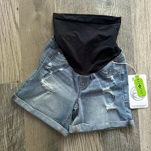 1822 Denim NWT maternity denim shorts size 4/27‎